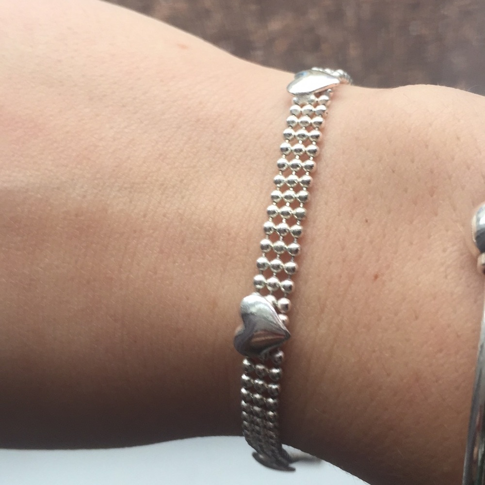 Silver hearts bracelet